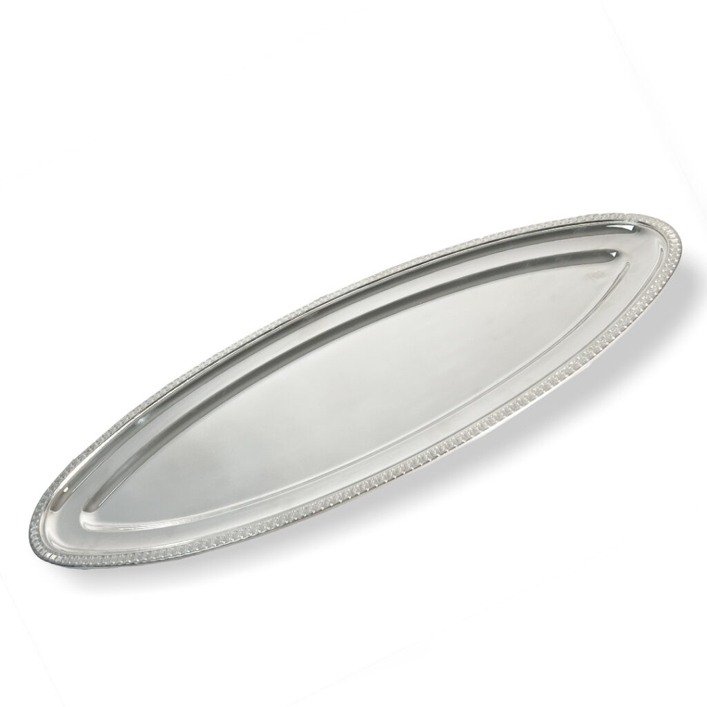 Elegant Janbiyah Silver Plated Oval Fish Plate