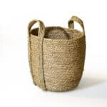 Small cattail basket with outside handles and a size of 28x30cm