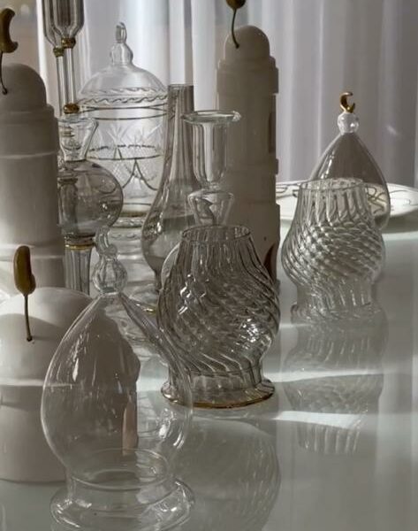 Glass Vertical Fanous - Image 8