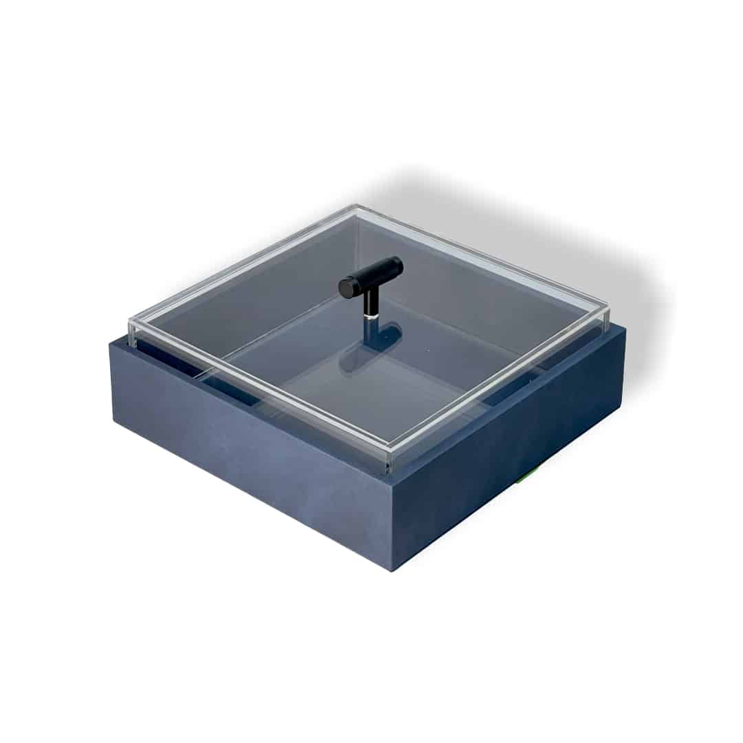Qirmez,Box,
