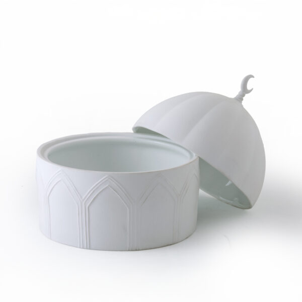 Dome Bonbonierre Hikaya Collection in Porcelain (15.4x15.4x22cm) - Image 2