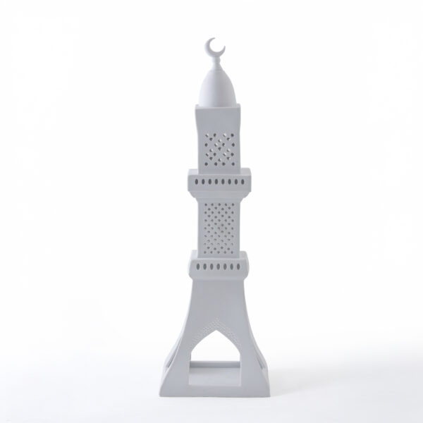 Porcelain Minaret Décor – Elegant Ramadan Statement Piece (8.3×8.3×34.6cm)